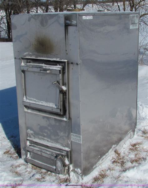 Bunk House with Hardy H2. . Hardy h2 wood furnace for sale